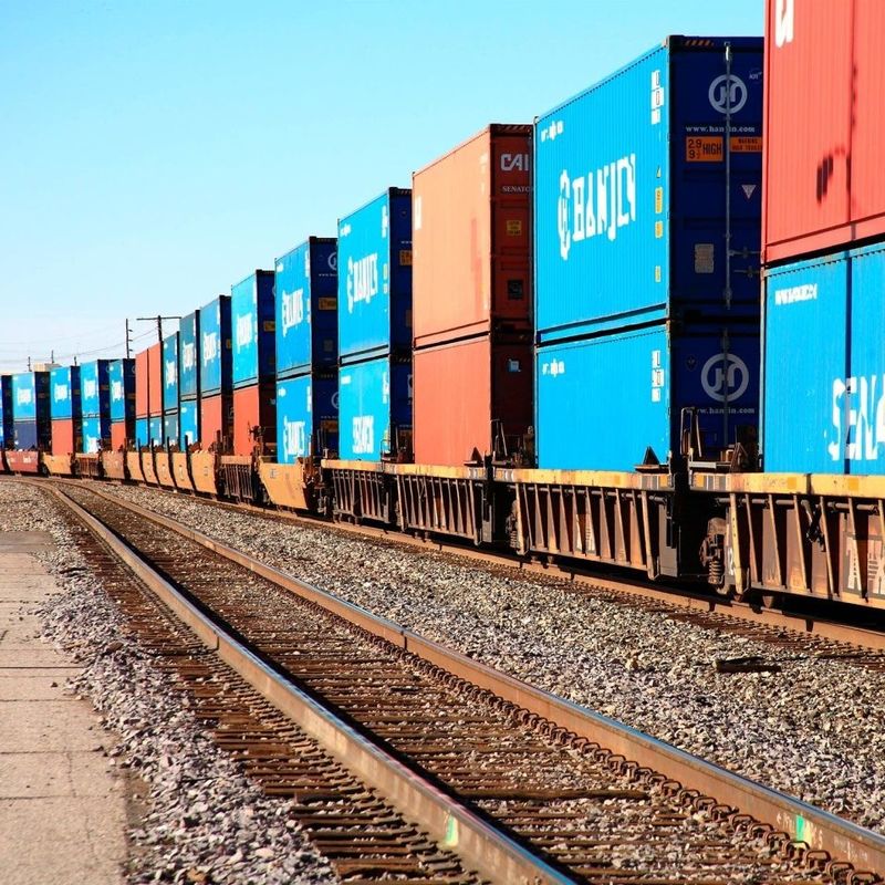 Tàu hỏa Vận chuyển Đường sắt từ Trung Quốc đến Châu Âu Express Route Vận chuyển hàng hóa đường sắt quốc tế FCL hoặc LCL