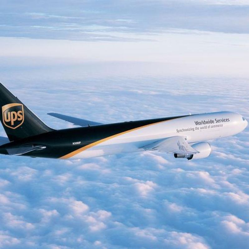 Phân phối Dịch vụ hậu cần và kho bãi Quản lý DHL'S Air Freight To Holland Trade Route